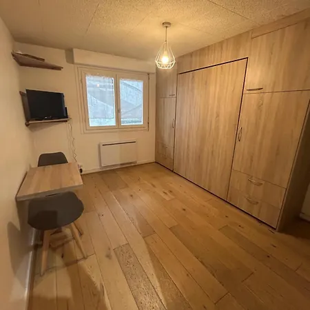 Hyper Centre De * דקס